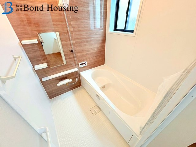 駐車2台可能　伊川谷町潤和　新築2区画　2号棟の浴室