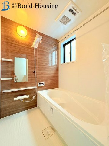 駐車2台可能　伊川谷町潤和　新築2区画　2号棟の浴室