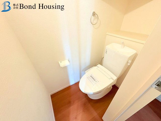 駐車2台可能　伊川谷町潤和　新築2区画　2号棟のトイレ