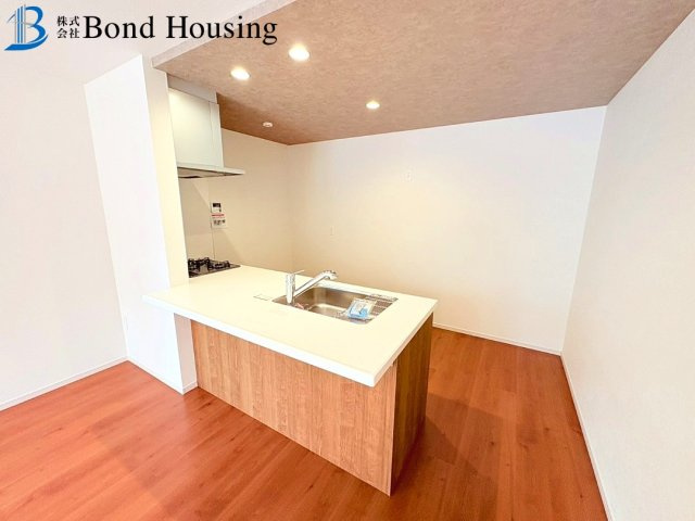 駐車2台可能　伊川谷町潤和　新築2区画　2号棟のキッチン