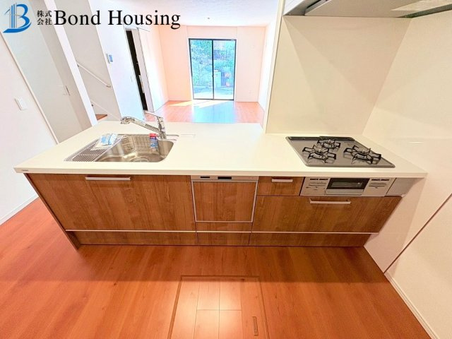 駐車2台可能　伊川谷町潤和　新築2区画　2号棟のキッチン