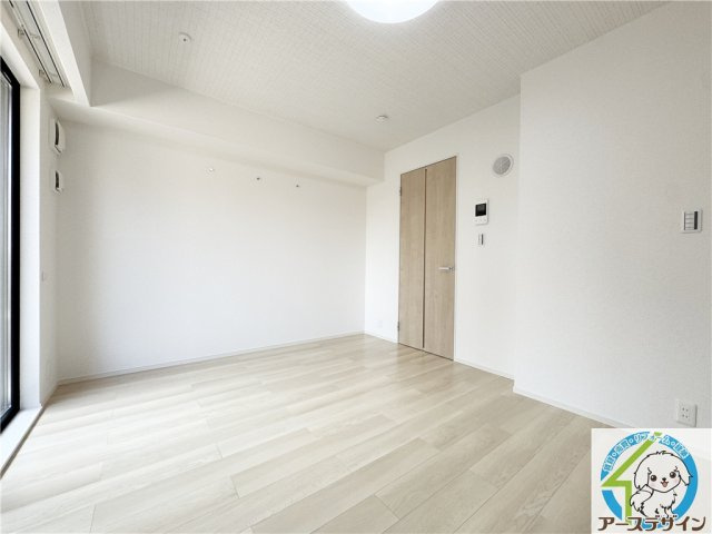 メゾン・パンジーの洋室