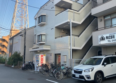 【現況写真】 | クリオ矢部１番館 | 眺望の良さを楽しめるダイニングキッチンで家族団らんの時間を過ごしてはいかがでしょうか。バルコニーから見える景色を家族で眺める時間は、時間が経つのを忘れてしまいそうですね。是非、現地を見に行きましょう！
