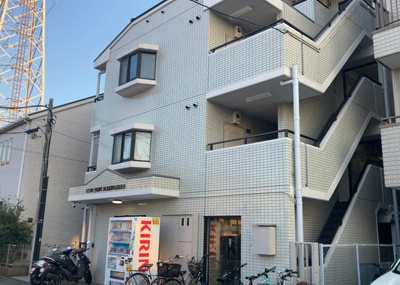 【構造・工法・仕様】 | クリオ矢部１番館 | ＳＲＣ造は強度や耐震性の面でもRC造と比べて優れています。そのため、10階建以上の高層または超高層マンションなどの建築にも多く採用されています。柱や梁などのサイズが小さくても高い耐震性を確保できます。