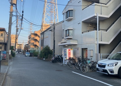 【外観】 | クリオ矢部１番館 | 外観はマンション管理がされているかの目安になります。築年数が古いと、壁面は劣化してひび割れが生じることも！建物が古びていても細かいところが修繕されていると、きちんと管理されているなぁと感じるでしょう。