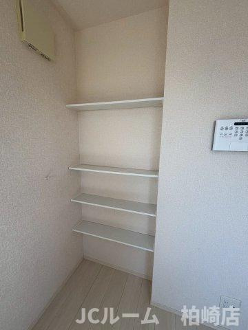 柏崎市桜木町のアパートの収納