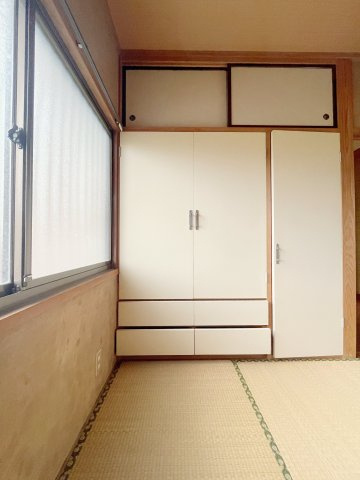 中古戸建　福島市泉字清水内　清水小・清水中の収納|天袋や建付けの収納なのでお部屋を広く使えますね♪