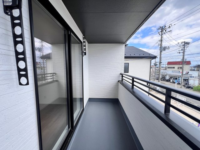 郡山市片平町釜場　新築分譲住宅　1号棟のバルコニー