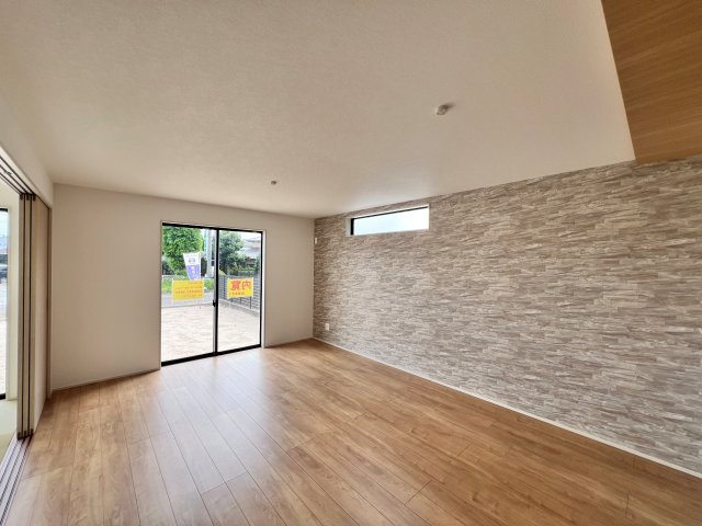 郡山市片平町釜場　新築分譲住宅　1号棟の居間・リビング