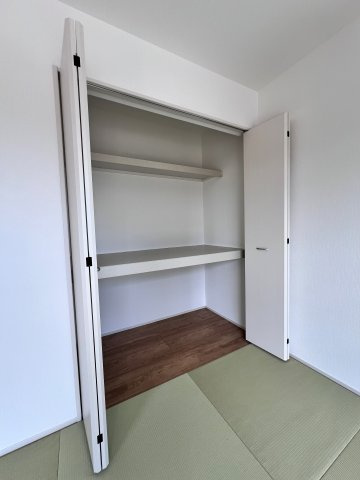 郡山市片平町釜場　新築分譲住宅　1号棟の収納