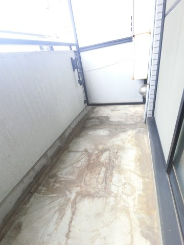 PLENDY西船橋のバルコニー