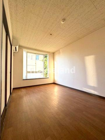 グリーンゲーブルスの洋室