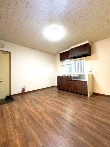 グリーンゲーブルスの居間・リビング