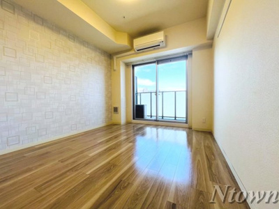 【居間・リビング】 | プレサンス桜通ベルノ | ゆったりとしたリビングです