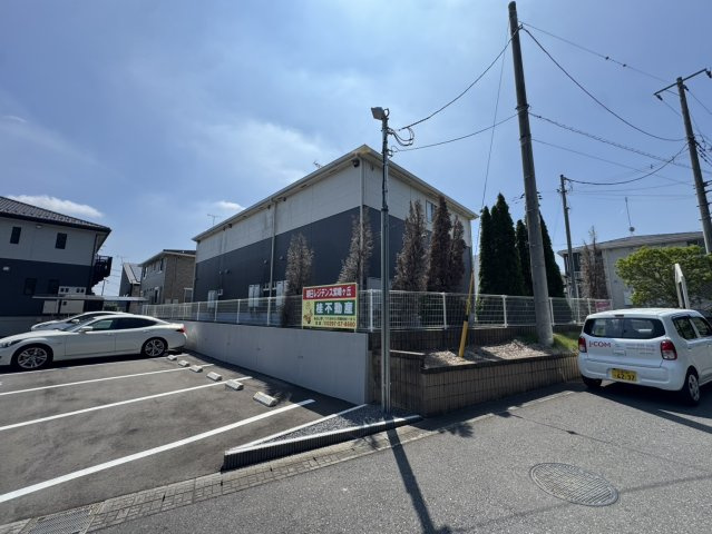 茨城県つくばみらい市　一棟アパートの外観