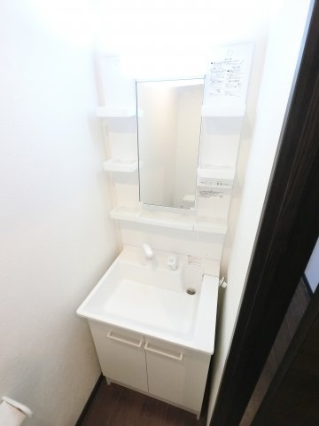 ＮＹ　Ｓｑｕａｒｅ　Ｆｕｎａｂａｓｈｉの独立洗面台