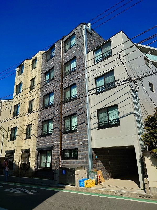 ウェルスクエア高井戸東の外観