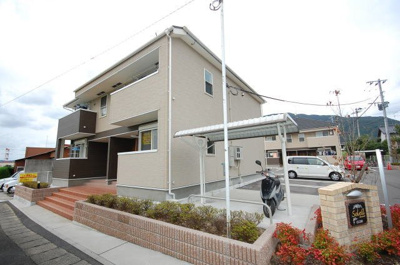 【駐車場】 | ソレイユ元町Ａ | 駐車スペースもあります