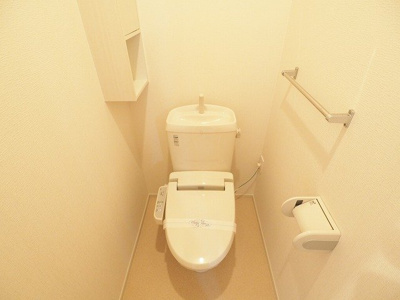 【トイレ】 | オーブアビタシオンⅢ番館 | 清潔感のあるトイレです