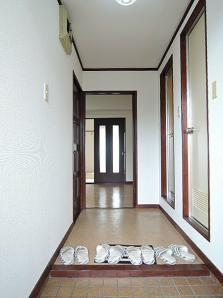 【玄関】 | ニューサンリバー小倉 | 同建物別部屋 現況優先