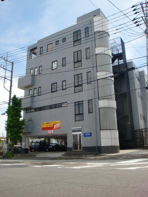 横須賀市佐原4丁目のマンションの画像