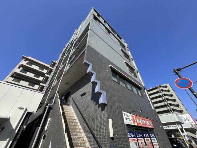 横須賀市日の出町2丁目のマンションの画像