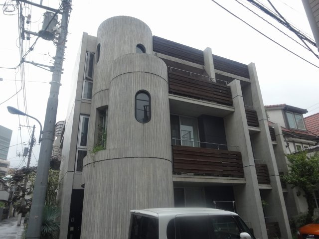 ラ・クローネの外観