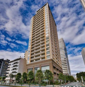 ラグナタワーの画像