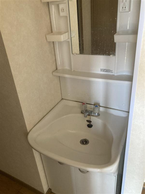 【独立洗面台】 | ヴィラ・シャルマン | 独立洗面台です