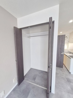 クローゼット新品です♪