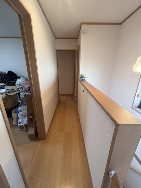 岡崎市美合新町・中古戸建の内装|2階廊下です。