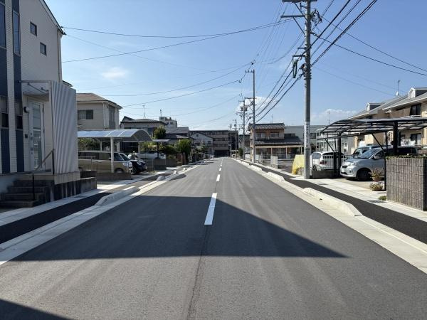 岡崎市美合新町・中古戸建の前面道路含む現地写真|前面道路です。