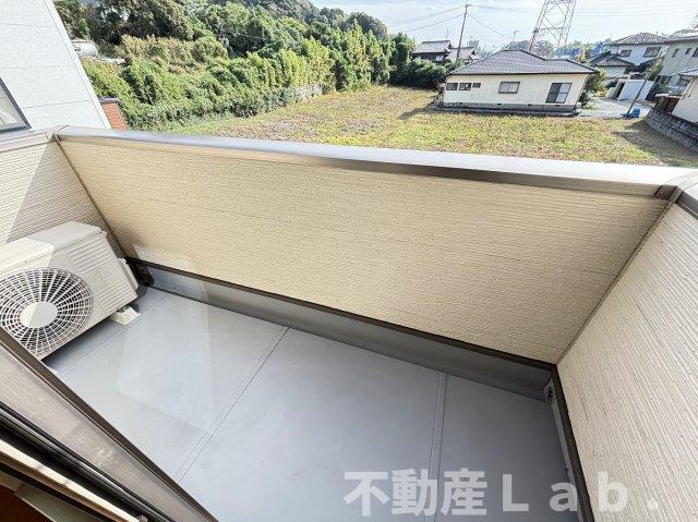 ＮＥＷＣＩＴＹ六番館のバルコニー