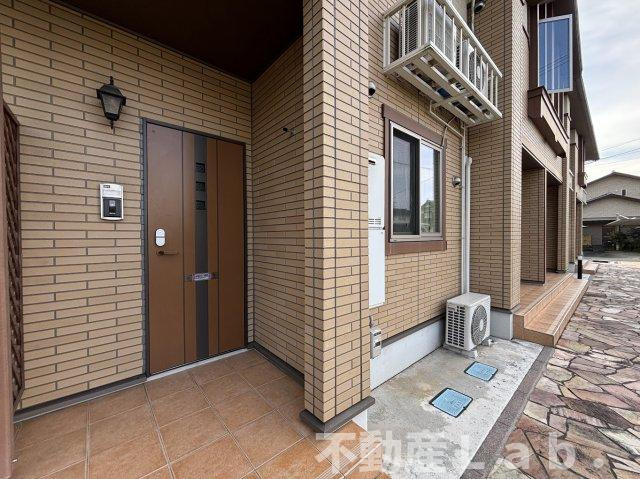 ＮＥＷＣＩＴＹ六番館のエントランス