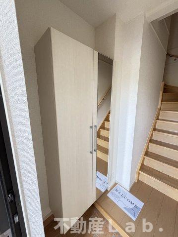 ＮＥＷＣＩＴＹ六番館の玄関