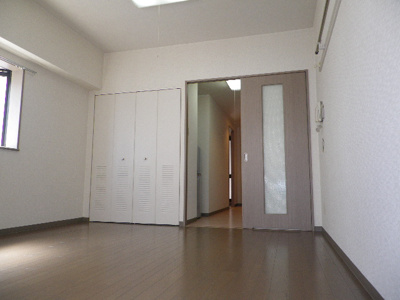 【洋室】 | キャピタル・ライフ