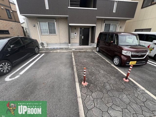 イースト フィールドの駐車場