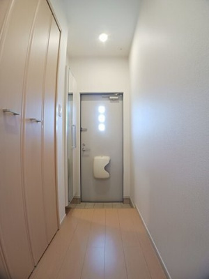 【玄関】 | グレイス・寺川