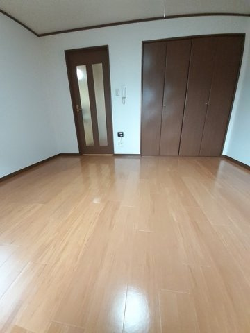 フロンテージの居間・リビング|明るい室内です☆