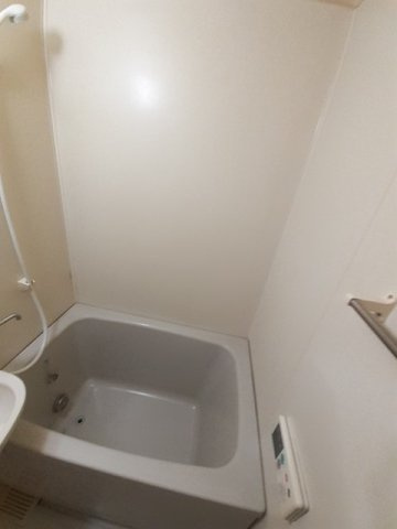 フロンテージの浴室|追い焚き付きのお風呂です♪