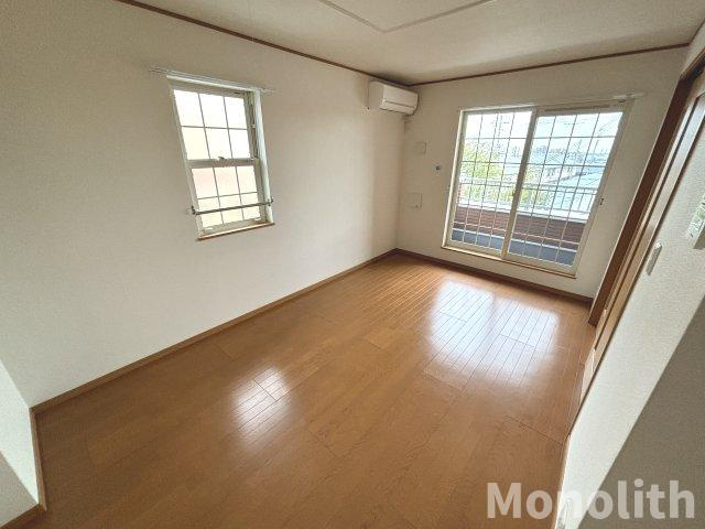 ジャスパーヒルズⅠの居間・リビング