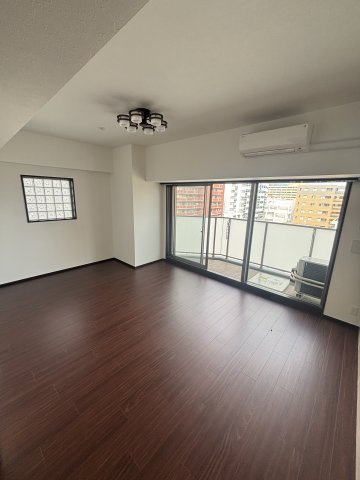 プレジオ日暮通の居間・リビング