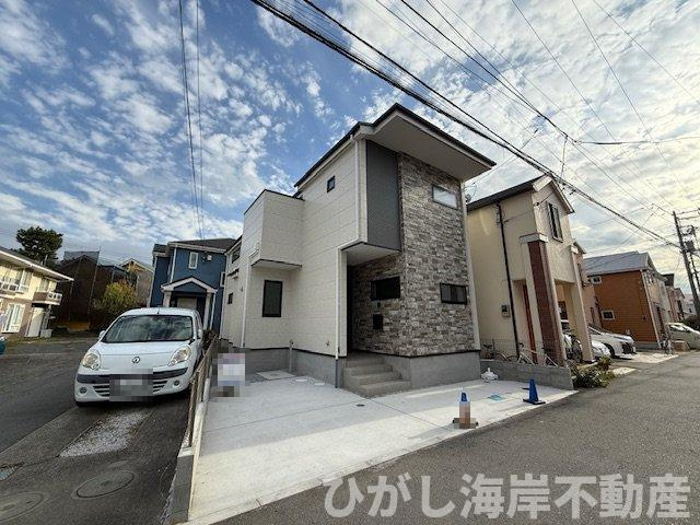 茅ヶ崎市東海岸北5丁目　新築戸建の前面道路含む現地写真|現地外観
