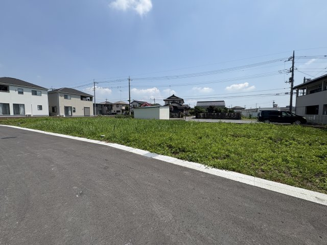 鹿沼市千渡　売地の外観|〇現地土地写真〇
パパまるハウスからのご提案いたします♪
建築実績年間1500棟以上！平屋プランを含め、多彩な130以上の間取りプラン♪理想の間取であなたに合ったライフスタイルをご提案します。
