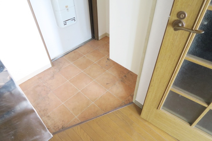 領家プリンスの玄関|別号室の参考写真です。