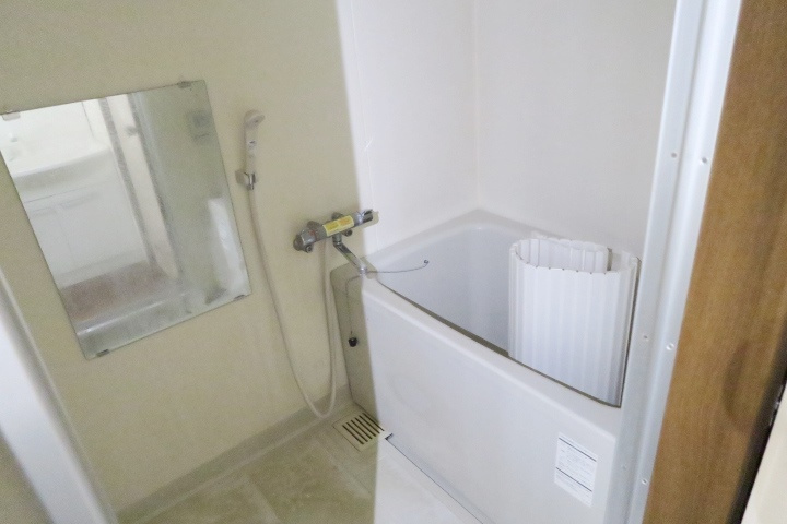 領家プリンスの浴室|別号室の参考写真です。