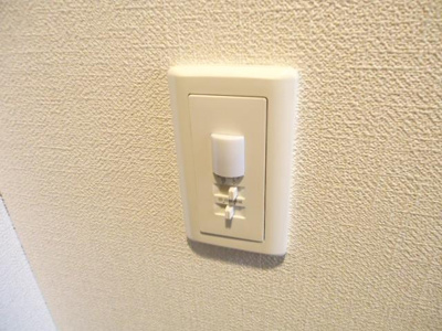 【設備】 | Ｉ’ｃｕｂｅ　Ｇａｒｄｅｎ | 人感センサー