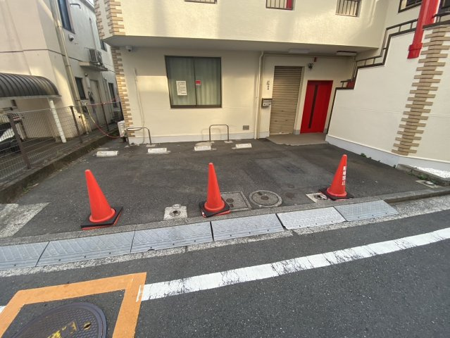 中川駅前郵便局2階店舗のその他