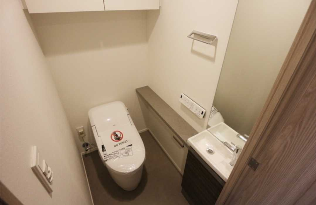 ザ・パークハビオ三軒茶屋　ペット相談可　楽器相談可　オートロックのトイレ