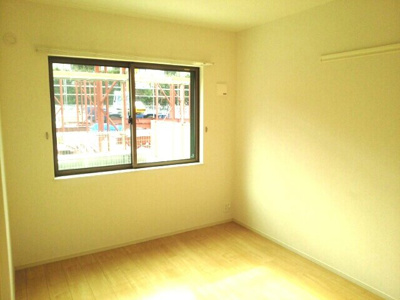 【内装】 | 花・うらら | 過ごしやすい室内です